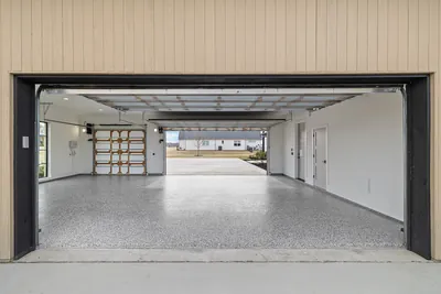 Budz Custom Homes