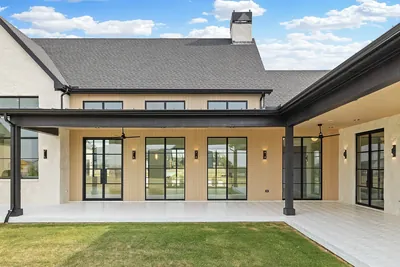 Budz Custom Homes